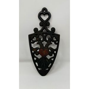 Vintage Painted Footed Cast Iron Trivet Sad Iron Hot Plate Rest; Love Birds